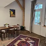 Altes Saale Faehrhaus Daire