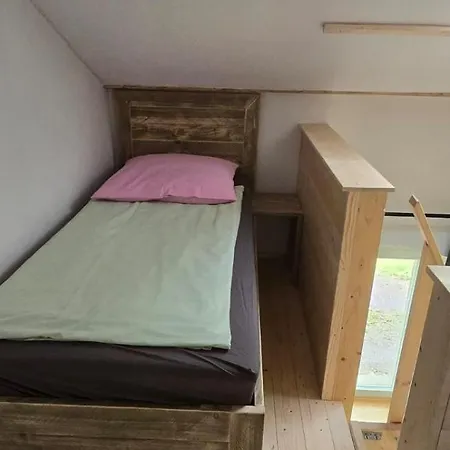 Altes Saale Faehrhaus 아파트 나움부르크