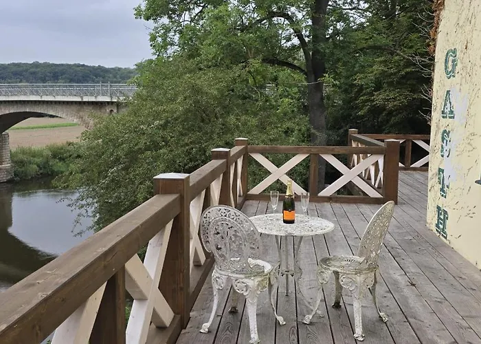 Apartman Altes Saale Faehrhaus *